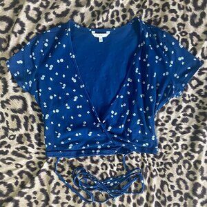 AUBAINERIE/AU44 DEFROST (Size M) Wrap Blue Floral Cropped Top